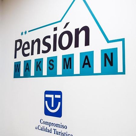 Pension Waksman Valencia Buitenkant foto