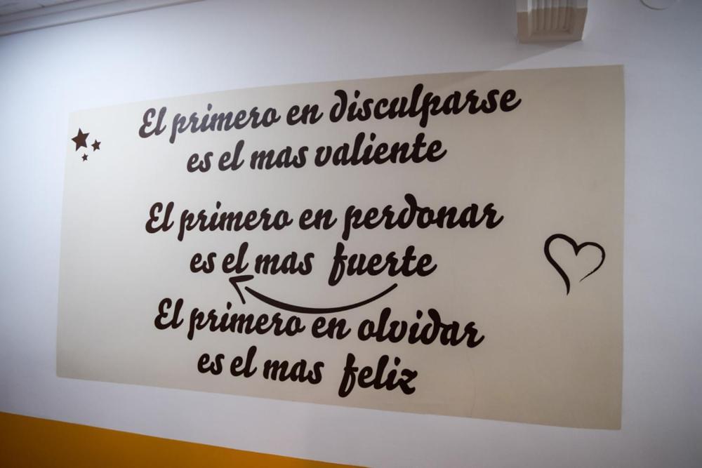 Pension Waksman Valencia Buitenkant foto